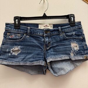 Low rise Hollister Jean shorts